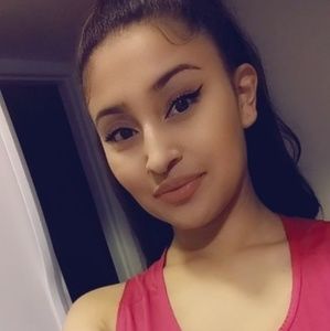 Meet your Posher, Anqelica